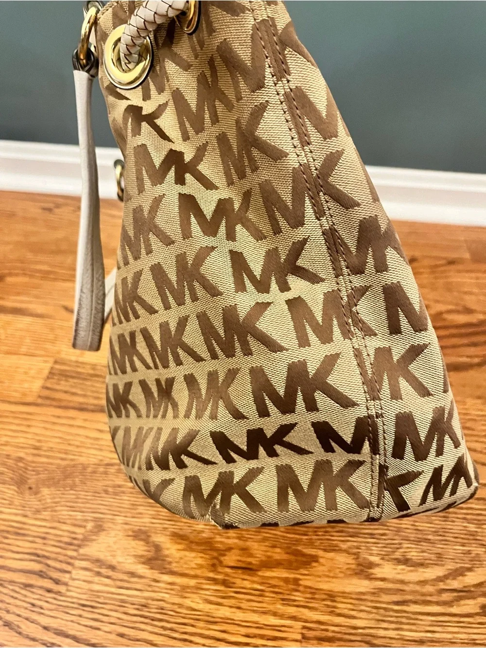 Michael Kors Jet Set Monogram Canvas and Leather Tote - Picture 3 of 9